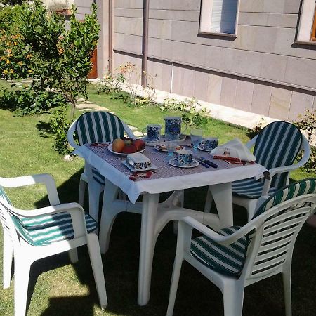 Bed and Breakfast Sa Mariposa Ittiri Exterior foto
