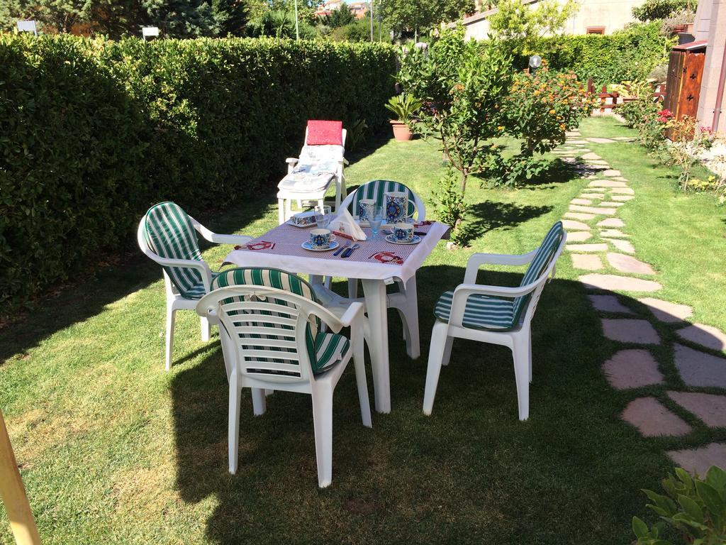 Bed and Breakfast Sa Mariposa Ittiri Exterior foto