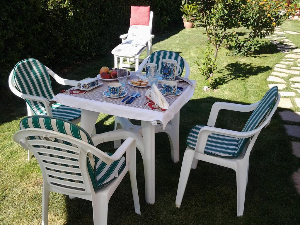 Bed and Breakfast Sa Mariposa Ittiri Exterior foto