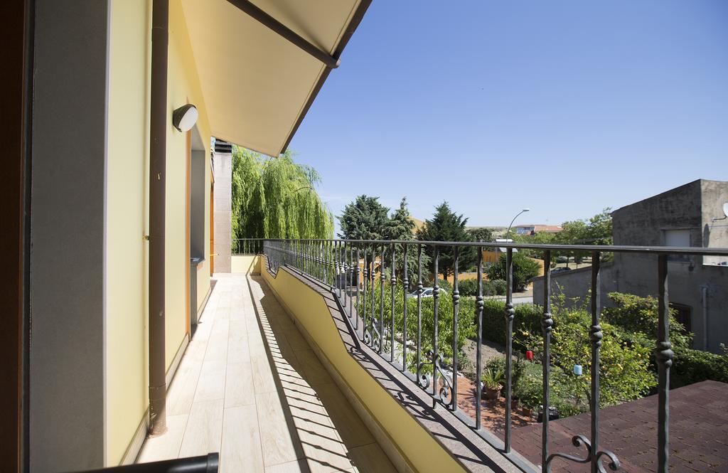 Bed and Breakfast Sa Mariposa Ittiri Exterior foto
