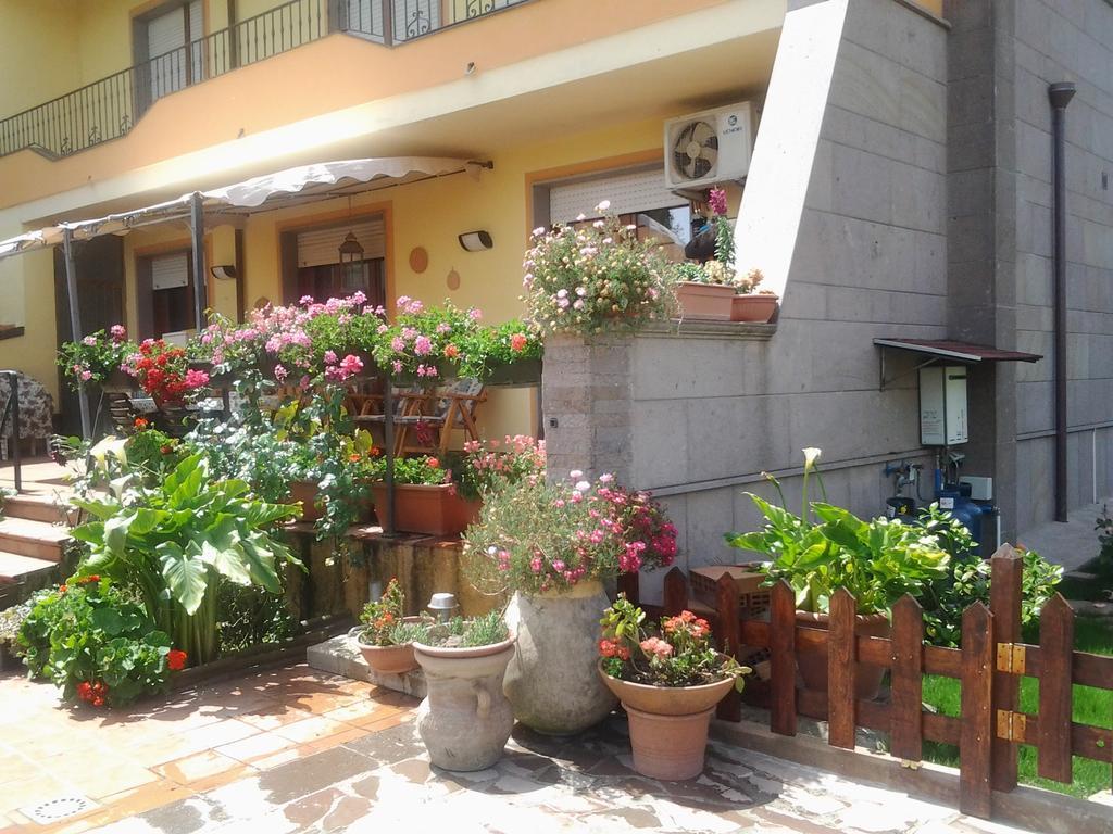Bed and Breakfast Sa Mariposa Ittiri Exterior foto